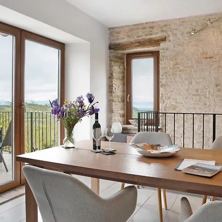 Casa Rea Murazzano (Cuneo)